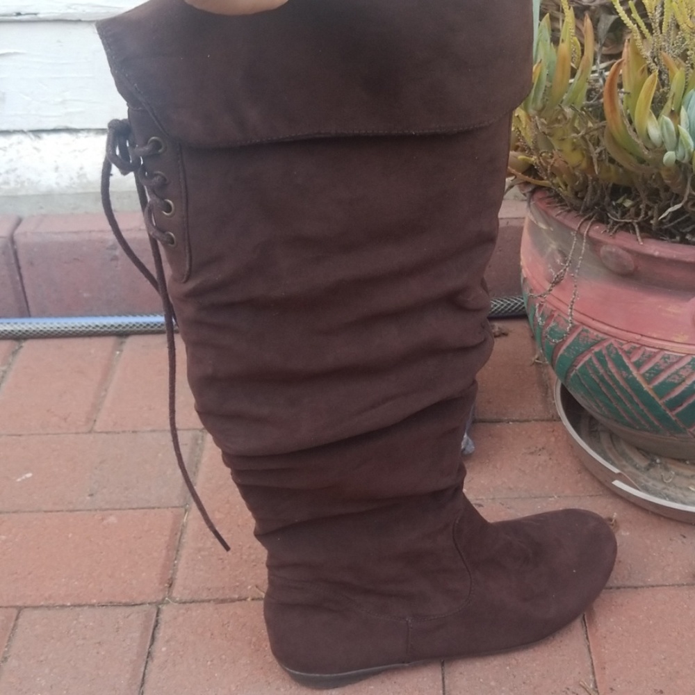 JustFab Bretta boot 7.5